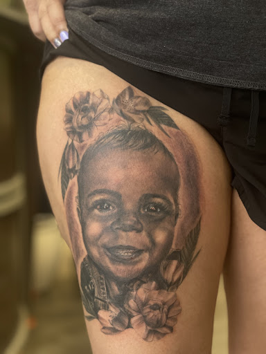 Explore throne of glass tattoo idea, creative tattoo ideas in Graham, available at Transcendence Art Studio & Tattoo