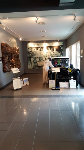 Museum «Tampa Bay Automobile Museum», reviews and photos, 3301 Gateway Centre Blvd, Pinellas Park, FL 33782, USA