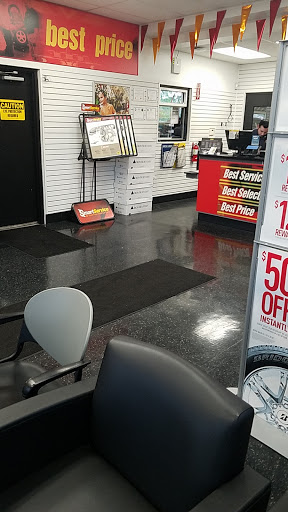 Tire Shop «Tires Plus», reviews and photos, 7807 N Wickham Rd, Melbourne, FL 32940, USA