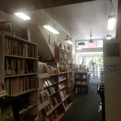 Used Book Store «Idle Time Books», reviews and photos, 2467 18th St NW, Washington, DC 20009, USA