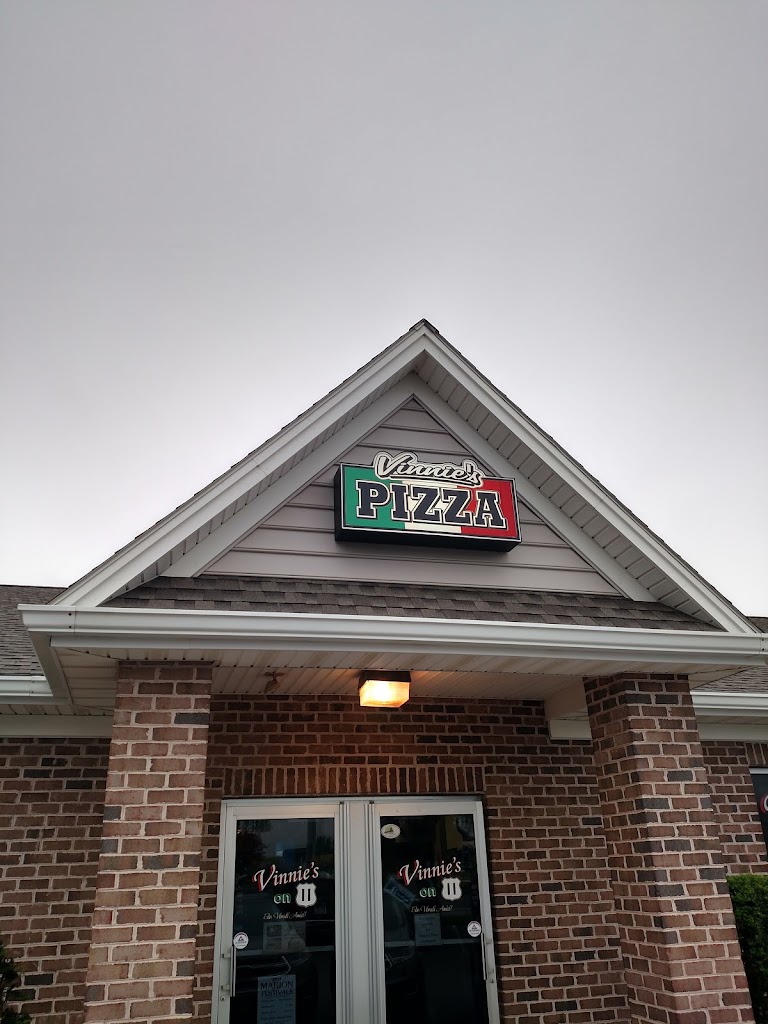 Vinnie's on 11 17202