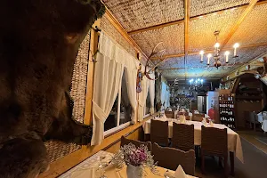 Restaurant Vânătoresc Furnica image