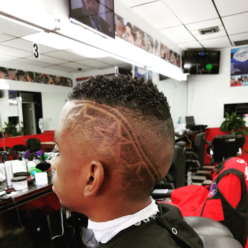 Barber Shop «Bueno Barbershop», reviews and photos, 463 NE 167th St, North Miami Beach, FL 33162, USA