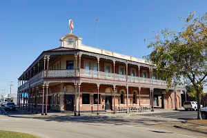 The Grand Terminus Hotel Bairnsdale image