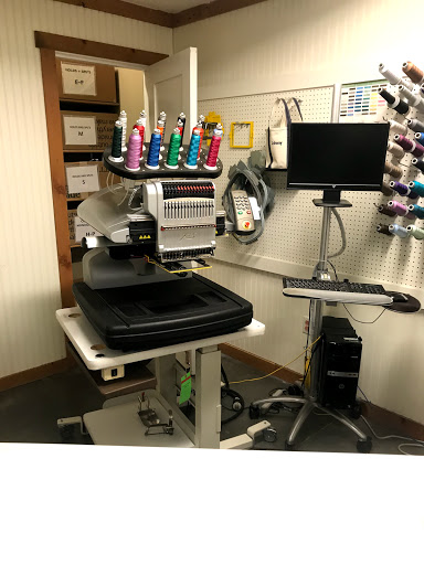 Clothing Store «L.L. Bean», reviews and photos, 1 Ridge Hill Boulevard, Yonkers, NY 10710, USA