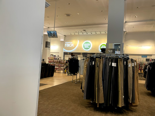 Department Store «Nordstrom Rack Chestnut Street», reviews and photos, 1700 Chestnut St, Philadelphia, PA 19103, USA