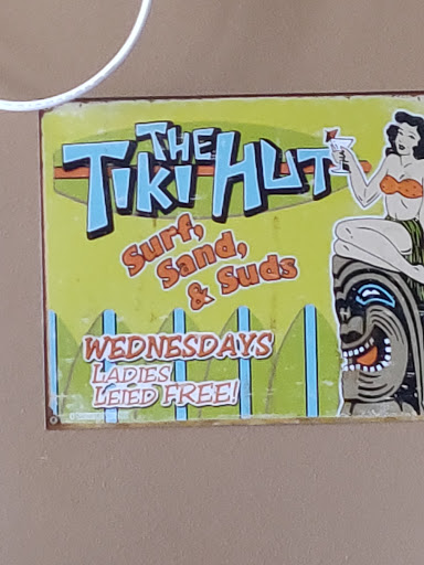 Restaurant «Beach Bums Bar & Eatery», reviews and photos, 35776 Co Hwy 72, Battle Lake, MN 56515, USA