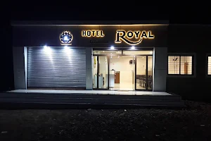 Hotel Royal Restaurant bear bar and permit room, Palus image
