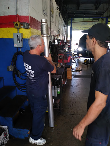 Auto Repair Shop «J D Auto Repair and Instant Muffler, Inc.», reviews and photos, 1130 South State Road 7, Hollywood, FL 33023, USA