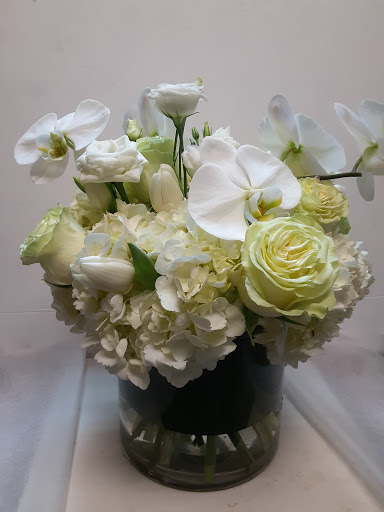 Florist «Station Flowers», reviews and photos, 18 Garth Rd, Scarsdale, NY 10583, USA