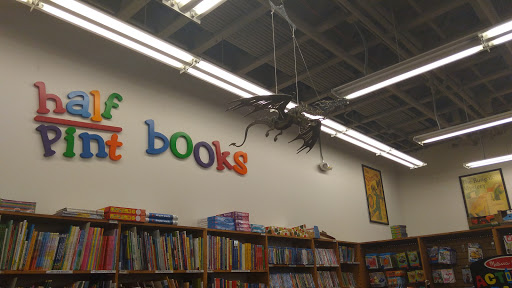 Book Store «Half Price Books», reviews and photos, 17145 W Bluemound Rd, Brookfield, WI 53005, USA