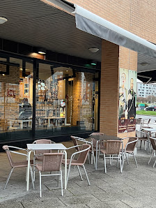 “Cafétaza Latte Art Coffee” Specialty Coffee La Union Plaza, 2, Salburua, 01002 Vitoria-Gasteiz, Álava, España