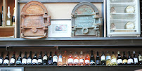 Photos du propriétaire du Restaurant Vinotage - Péniche à vins / Caviste / Epicerie Fine à Avignon - n°6