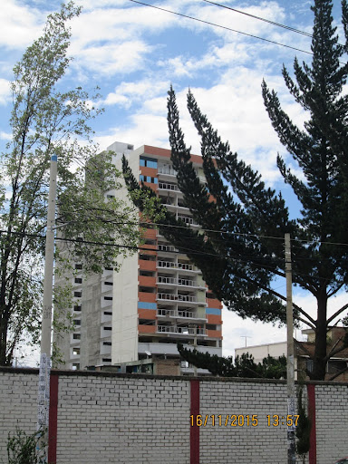 Centro Empresarial Residencial Dos Torres 
