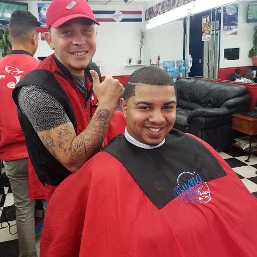 Barber Shop «Bueno Barbershop», reviews and photos, 463 NE 167th St, North Miami Beach, FL 33162, USA