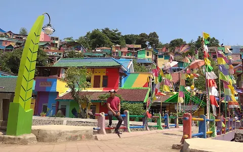 Kampung Pelangi image