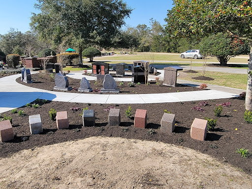 Cemetery «Oleander Memorial Gardens», reviews and photos, 306 Bradley Dr, Wilmington, NC 28409, USA
