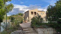 Extérieur du Hôtel restaurant Val Baussenc, The Originals Relais. Trois étoiles en Provence. à Maussane-les-Alpilles - n°14