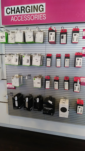 Cell Phone Store «T-Mobile», reviews and photos, 521 Belmont St, Brockton, MA 02301, USA