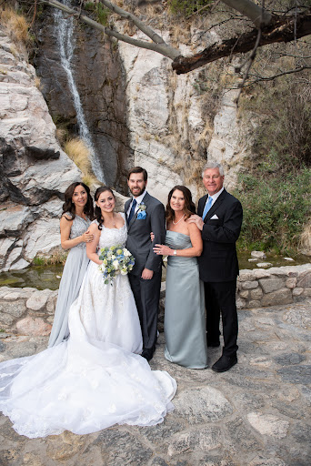 Bridal Shop «Hem and Her Bridal», reviews and photos, 4004 N Stone Ave, Tucson, AZ 85705, USA