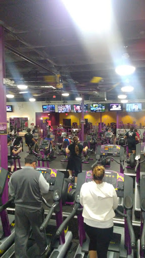 Gym «Planet Fitness», reviews and photos, 4925 Macdonald Ave, Richmond, CA 94805, USA