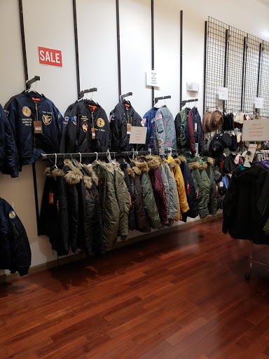 Clothing Store «I Goldberg Army & Navy», reviews and photos, 1300 Chestnut St, Philadelphia, PA 19107, USA