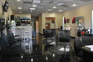 Red Carpet Salon and Spa image