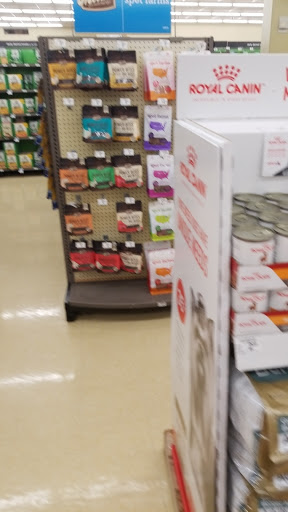 Pet Supply Store «Petco Animal Supplies», reviews and photos, 2420 Eastern Blvd, York, PA 17402, USA
