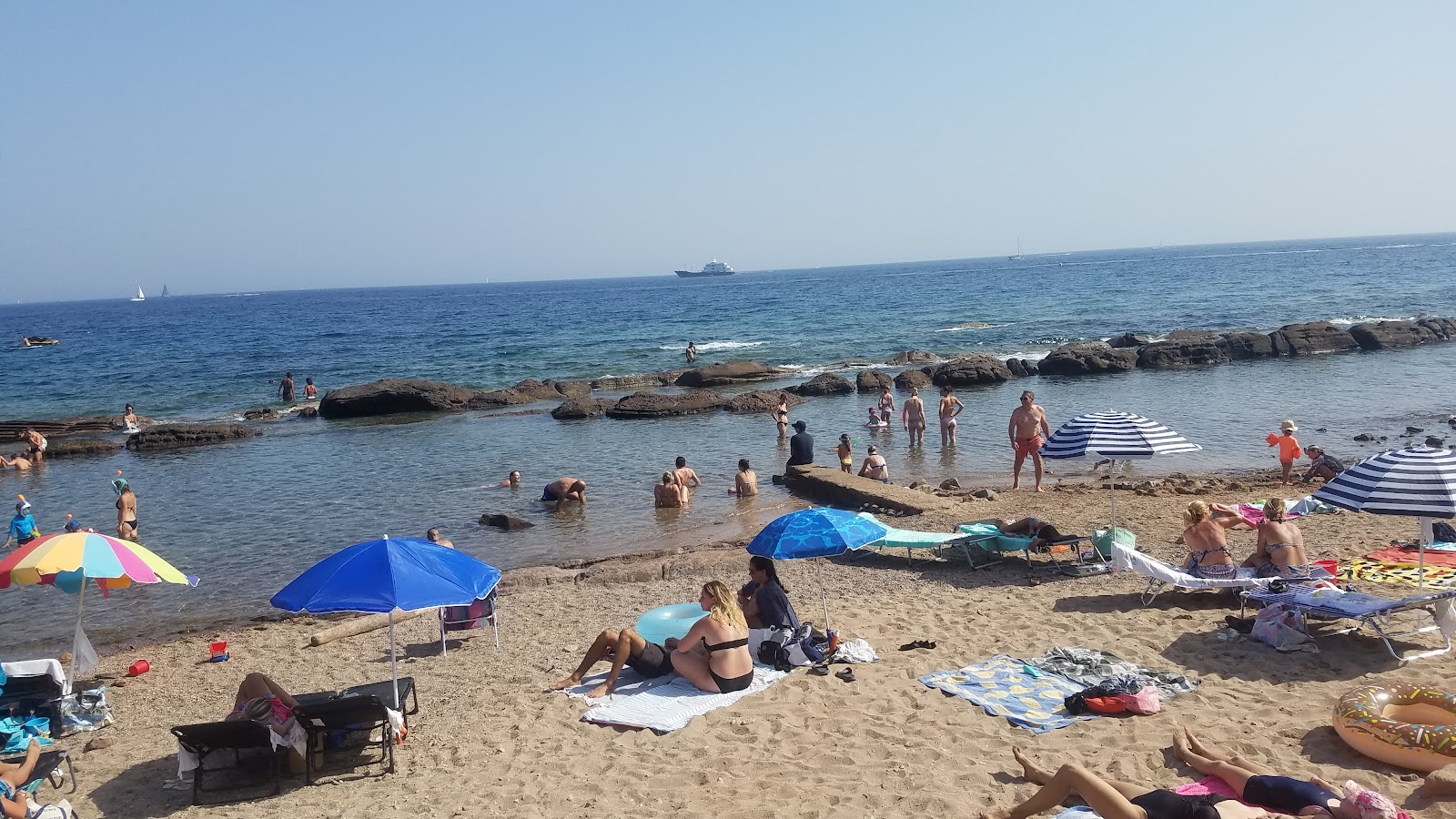 Photo de Plage de la Tortue avec un rivage spacieux