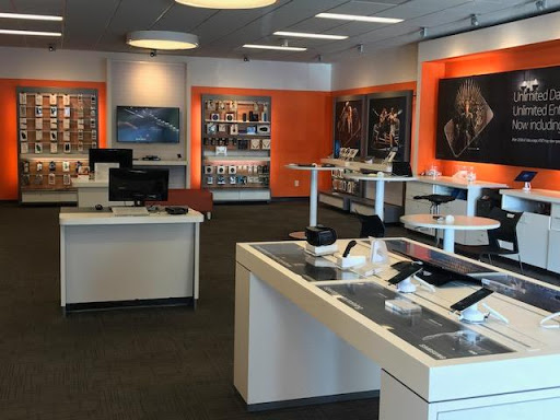 Cell Phone Store «AT&T Authorized Retailer», reviews and photos, 23639 Calabasas Rd, Calabasas, CA 91302, USA