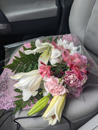 Florist «Sunshine Flowers», reviews and photos, 6230 Stumph Rd, Parma Heights, OH 44130, USA