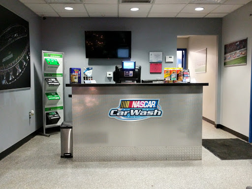 Car Wash «NASCAR Car Wash Joliet», reviews and photos, 1801 IL-59, Plainfield, IL 60586, USA