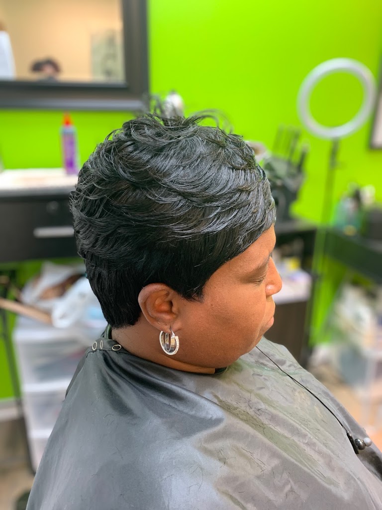 The Hair Labb Studio 44132