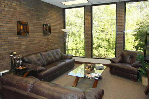 Real Estate Agency «RE/MAX At Home», reviews and photos, 3215 W Algonquin Rd, Rolling Meadows, IL 60008, USA