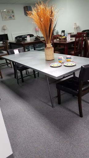 Shopping Mall «Parklane Shopping Center», reviews and photos, 1081 S Glendale, Wichita, KS 67208, USA