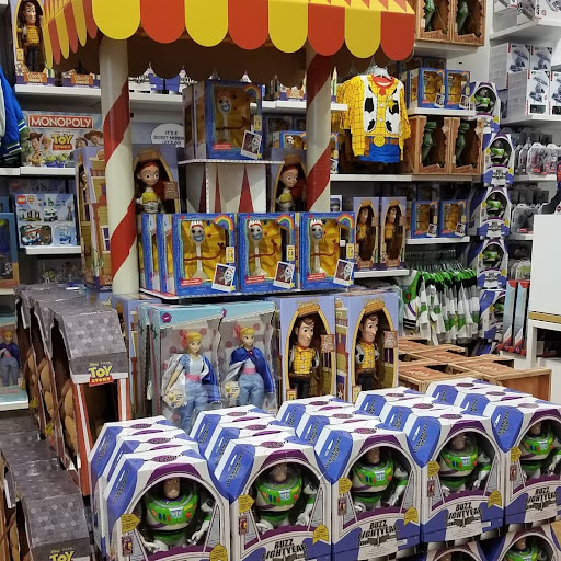 Toy Store «Disney Store», reviews and photos, 7527 Dadeland Mall Cir W, Miami, FL 33156, USA