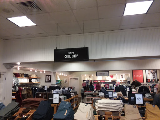 Shopping Mall «Birch Run Premium Outlets», reviews and photos, 12240 S Beyer Rd, Birch Run, MI 48415, USA