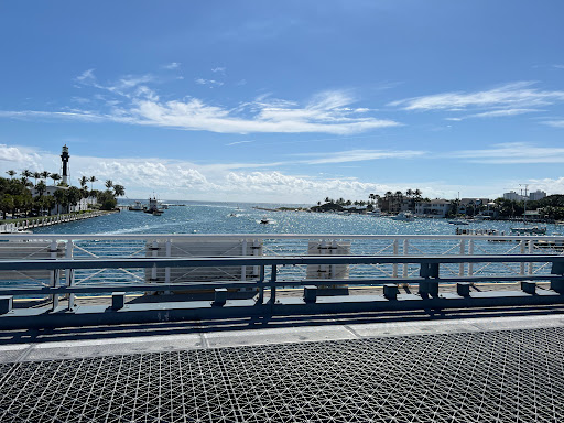 Moving and Storage Service «Two Men and a Truck», reviews and photos, 2160 N Andrews Ave, Pompano Beach, FL 33069, USA