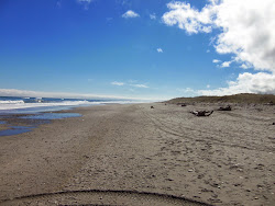 Foto von Mananui Beach mit langer gerader strand