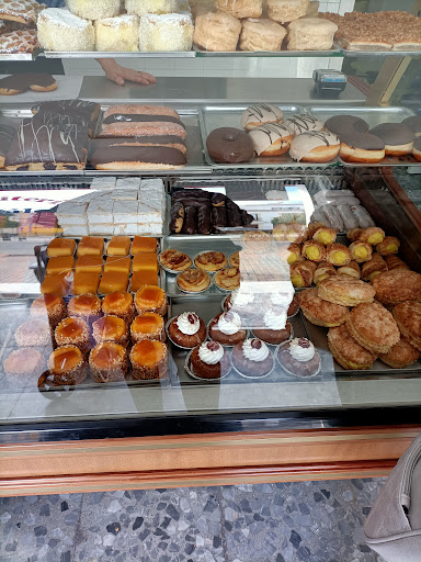 CONFITERIA GONZALEZ en Lora del Río, Sevilla