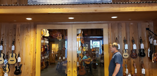 Shopping Mall «Drew 19 Shopping Center», reviews and photos, 21311 US Hwy 19 N, Clearwater, FL 33765, USA