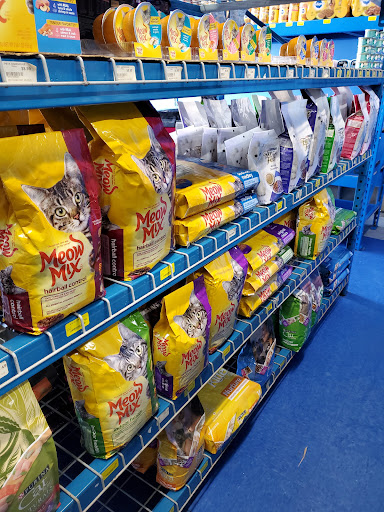 Pet Store «Pets Warehouse», reviews and photos, 177 Glen Cove Rd, Carle Place, NY 11514, USA