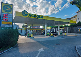 AGROLA Tankstelle & LAVEBA Shop