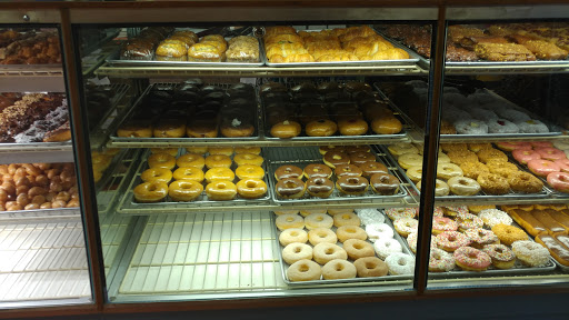 Donut Shop «Alvernon Donut Shop», reviews and photos, 1450 S Alvernon Way, Tucson, AZ 85711, USA