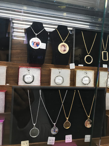 Computer Store «Apple Arden Fair», reviews and photos, 1689 Arden Way, Sacramento, CA 95815, USA