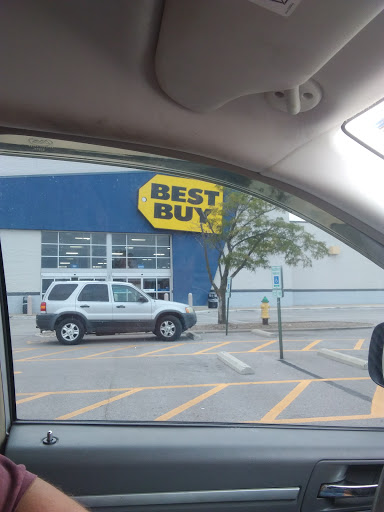 Electronics Store «Best Buy», reviews and photos, 26 Plaza Dr, Fairview Heights, IL 62208, USA