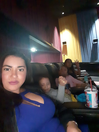 Movie Theater «Edison Park 8 Cinemas», reviews and photos, 2235 Winkler Ave, Fort Myers, FL 33901, USA