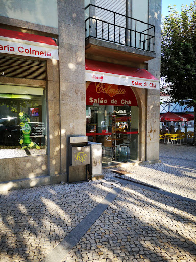 Confeitaria Colmeia no São João da Madeira, Aveiro