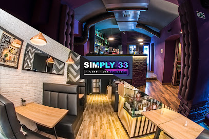 Simply 33 Grill & Cinema, Karaoke Club