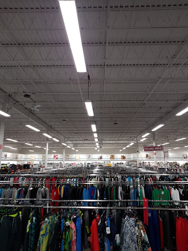 Clothing Store «Burlington Coat Factory», reviews and photos, 321 Speen St, Natick, MA 01760, USA